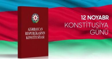 Ümummilli Lider Heydər Əliyevin rəhbərliyi ilə Konstitusiya komissiyası tərəfindən müstəqil Azərbaycan Respublikasının Konstitusiyası layihəsi hazırlanmışdır.